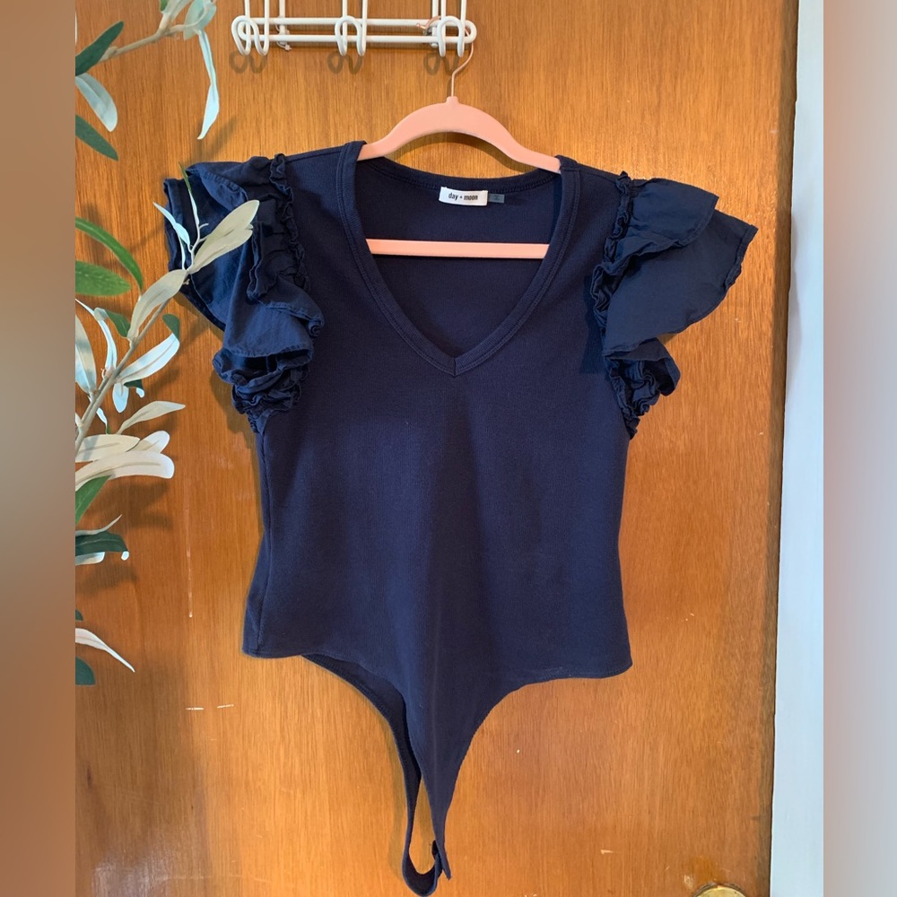 Day + Moon bodysuit - size L.